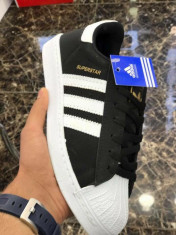 Adidas Superstar negru cu alb marimi de la 36 la 39 foto