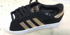 Adidas Superstar negru cu auriu marimi de la 36 la 40 foto