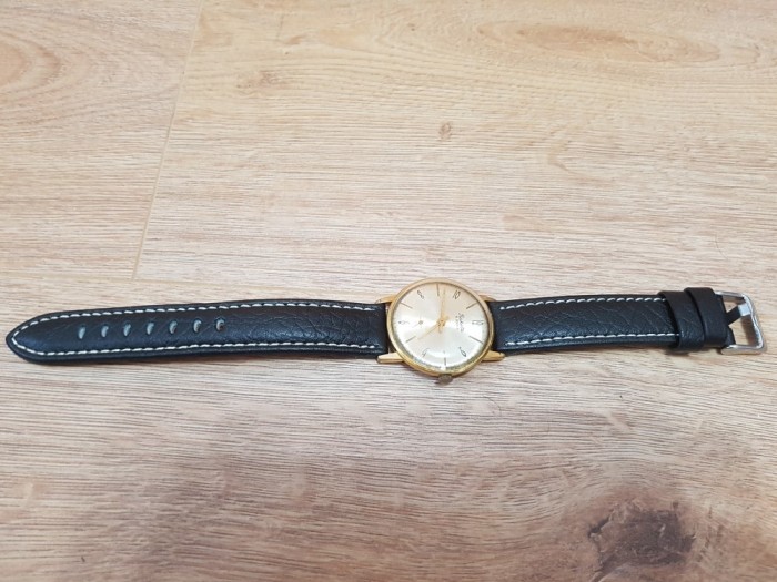 Ceas Raketa (16 jewels) mecanic manual - 250 lei foto mare Ceas Raketa (16 jewels) mecanic manual - 250 lei foto mare