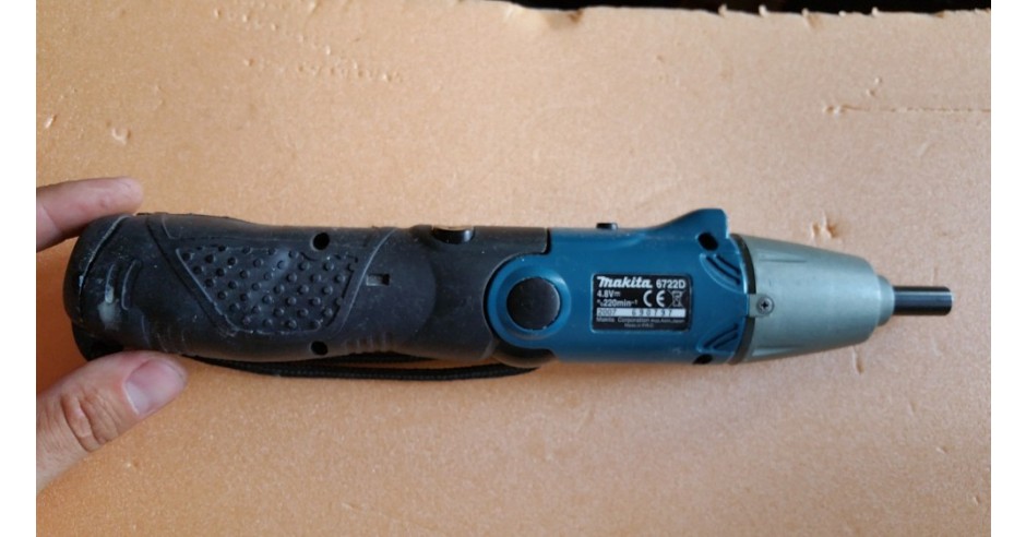 Makita 6722d замена аккумулятора