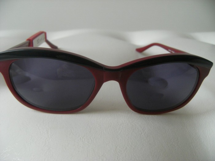 Ochelari de soare NAF NAF,cat.3,NA 8003 101 52-17 03,noi,rosu/negru. foto mare Ochelari de soare NAF NAF,cat.3,NA 8003 101 52-17 03,noi,rosu/negru. foto mare