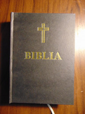 Biblia, tiparita sub indrumarea prea fericitului parinte Teoctist (2001) foto