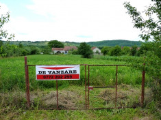 TEREN DE VANZARE, SAT ZAGUJENI, CARAS -SEVERIN foto