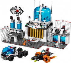 LEGO 5985 Space Police Central foto