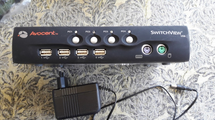 SwitchView Avocent 4 port USB , FUNCTIONEAZA .