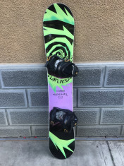 Placa snowboard noua SUBURBAN ESPIRAL XL 153cm cu legaturi Atomic foto