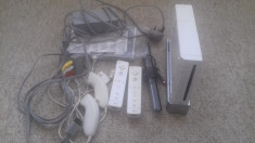 Consola Nintendo Wii - Pachet complet cu 2 X Wii remote si 2 x nunchuck (001) foto