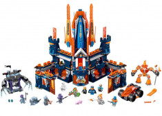 LEGO Nexo Knights - Castelul Knighton 70357 foto