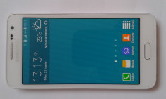 Samsung Galaxy A3 foto