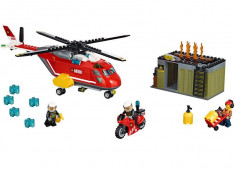 LEGO City - Unitatea de interventie de pompieri 60108 foto
