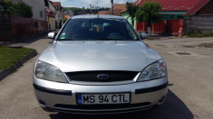 Ford Mondeo 1.8 benzina 2001 foto