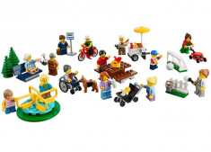 LEGO City - Distractie in parc - Oamenii orasului 60134 foto