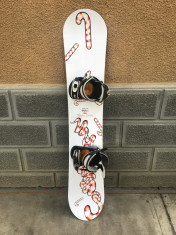 Placa snowboard noua SUBURBAN CANDY STICK 148cm cu legaturi Atomic foto