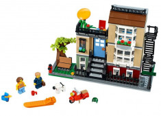 LEGO Creator - Casa de pe strada Parcului 31065 foto