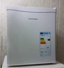Frigider minibar Heinner HMB-42A+, 42 l, Clasa A+, H 51 cm , Alb foto