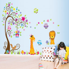 Sticker gigant de perete pentru copii - Copacel si animale diverse foto