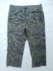 Pantaloni camuflaj Tommy Hilfiger; marime 12, vezi dimensiuni exacte; impecabili foto