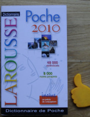 Dictionnaire Larousse poche 2010 foto