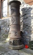 Soba veche din fonta foto