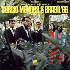 Sergio Mendes - Herb Alpert Presents.. ( 1 CD ) foto