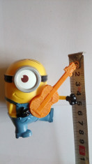 figurina minion f111 foto