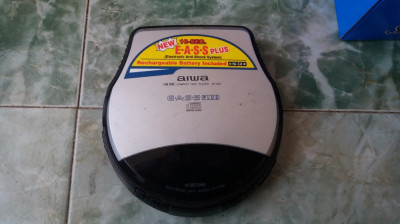 AIWA XP-570 EASS PLUS - CD player FUNCTIONEAZA . foto