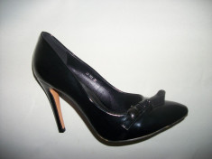 Pantof cu toc inalt, din lac, in nuanta de negru (Culoare: NEGRU-LAC, Marime: 36) foto