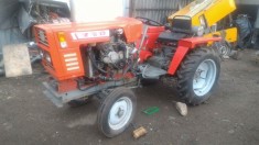 Vand tractor chinezesc 18 cai foto