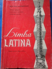 Limba latina foto