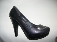 Pantof cu toc inalt, de zi, de culoare negru (Culoare: NEGRU, Marime: 37) foto