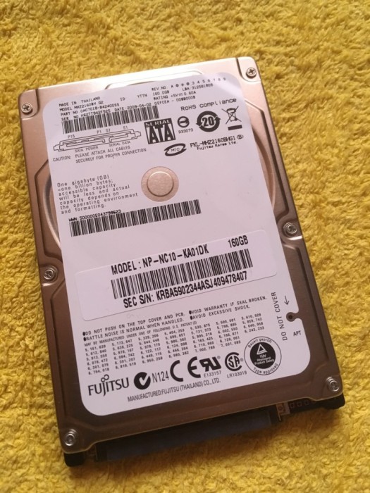 HDD laptop - Hard disc Fujitsu 160GB SATA2 - stare perfecta foto mare HDD laptop - Hard disc Fujitsu 160GB SATA2 - stare perfecta foto mare