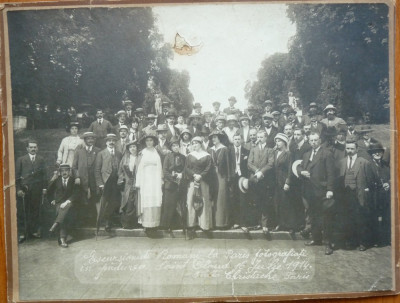 Excursionisti romani la paris in padurea Saint Cloud ,Iulie 1914 ,foto pe carton foto