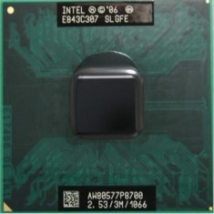 Intel Core 2 Duo P8700 SLGFE 2.53 Ghz 3 Mb FSB 1066 Socket P BGA479 / PGA478 foto