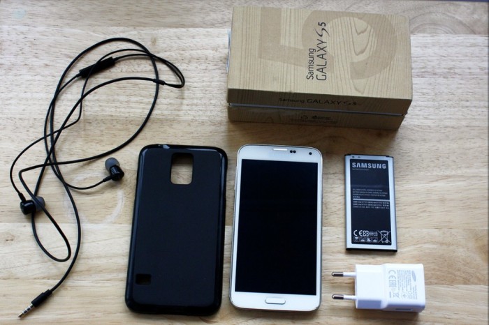 Samsung Galaxy S5 16GB SM-G900F + Baterie extra + Android 7.1 foto mare Samsung Galaxy S5 16GB SM-G900F + Baterie extra + Android 7.1 foto mare