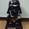 Figurina Darth Vader care imita respiratia acestuia