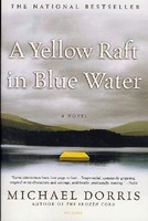 Yellow Raft in Blue Water foto