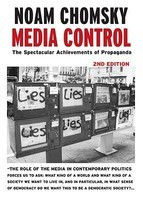 Media Control: The Spectacular Achievements of Propaganda foto