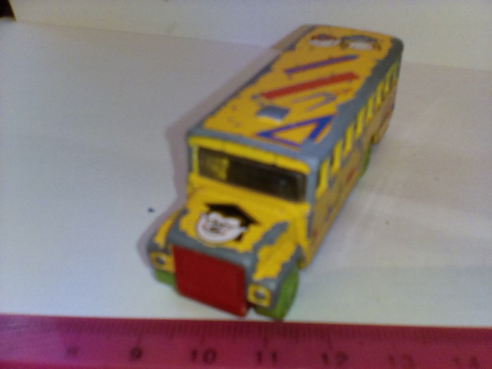 bnk jc Matchbox - School Bus - 1/95