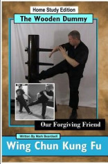 Wing Chun Kung Fu - The Wooden Dummy - Our Forgiving Friend - Hse foto