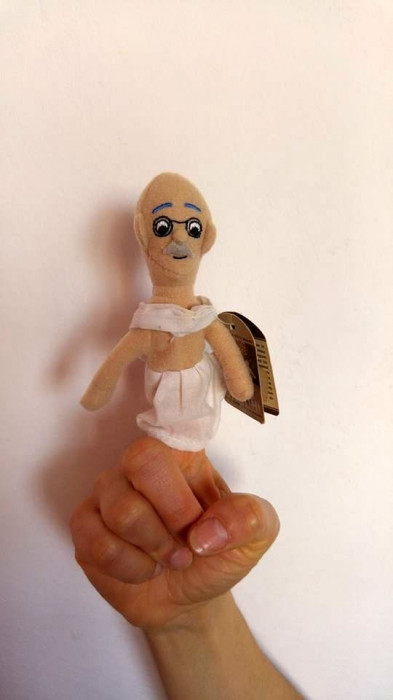 Marioneta teatru de papusi, papusa de deget si magnet de frigider Mahatma Ghandi