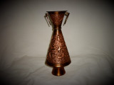 Islamica! Vaza orientala cupru, gravura altorelief, vintage