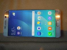 Samsung Note 5Gold,liber retea ,vine cu incarcator si cablu de date foto