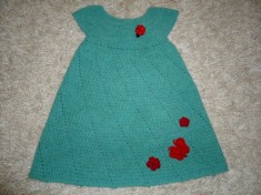 rochita crosetata din pna pentru fetita 3 ani bust 30cm,lungime 52cm,cul verde foto