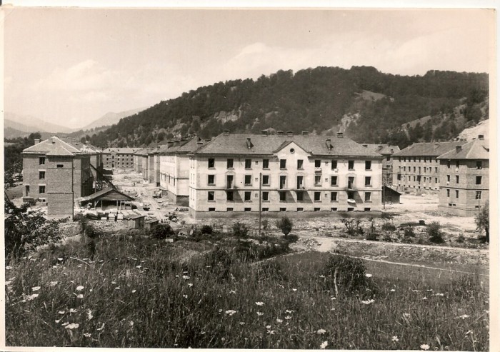 Valea Jiului - Locuinte muncitoresti in curs de constructie