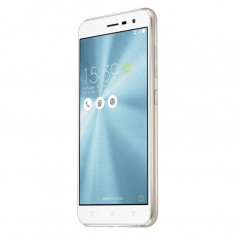 Smartphone Asus Zenfone 3 Dual Sim 5.2 Inch Octa Core 32 GB 4G Alb foto