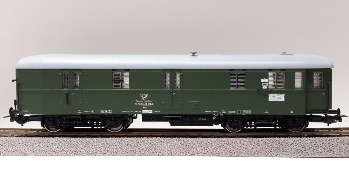 Vagon postal PIKO 53230, scara H0 / 1:87 / 16,5 mm