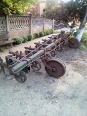 Cultivator 6 sectii foto