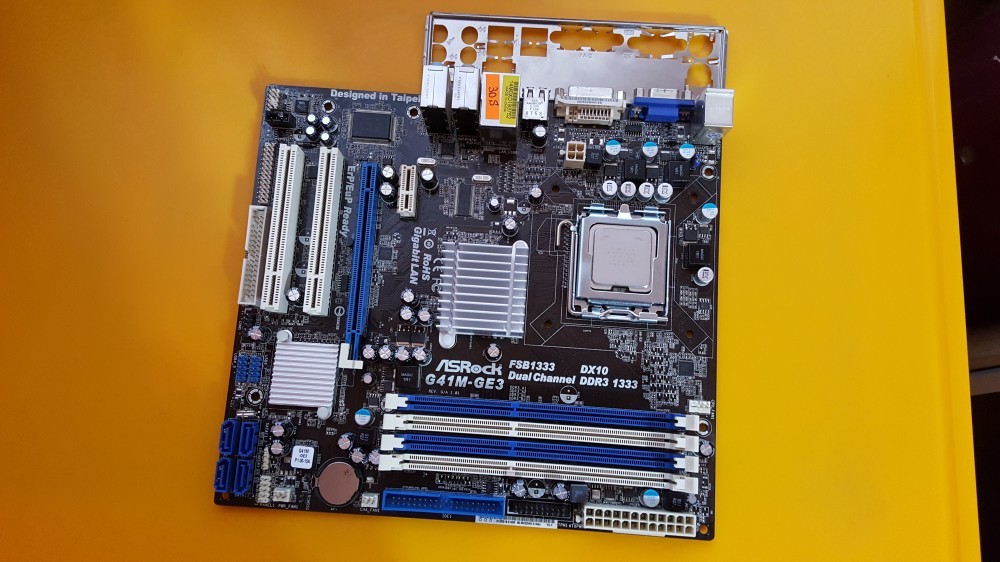 30S.Placa De Baza ASROCK G41M-GE3,4xDDR3,Socket 775,Cipset G41-ICH7 ...