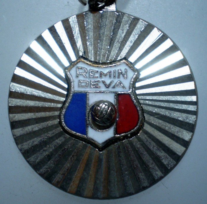 I.267 BRELOC ROMANIA SPORT CLUB FOTBAL REMIN DEVA 30mm