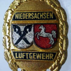 I.136 INSIGNA GERMANIA NIEDERSACHSEN TIR PUSCA LUFTGEWEHR h30mm email